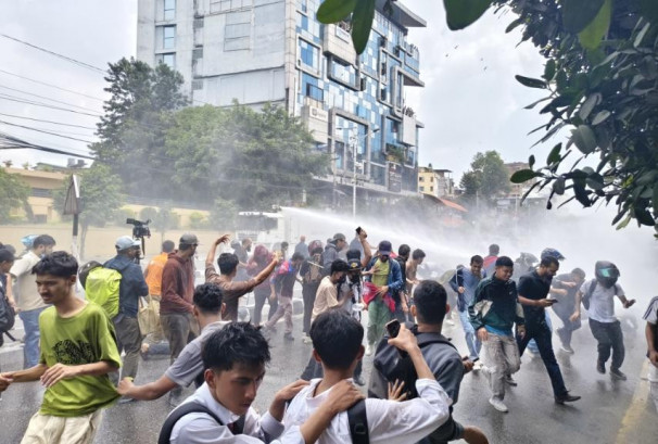 कफ्र्यू लगाएलगत्तै जेनजी प्रदर्शनमा गोली प्रहार, आन्दोलन उग्र बनेको सरकारको दाबी