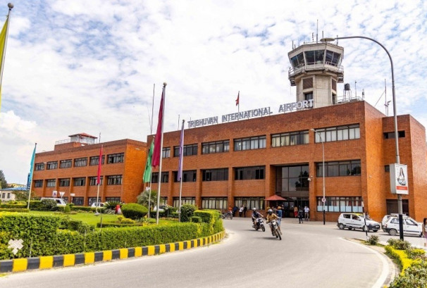 त्रिभुवन अन्तराष्ट्रिय विमानस्थलबाट अवैध सुनसहित ४ जना पक्राउ
