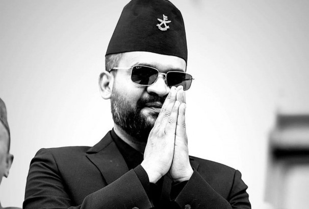 नेताहरुलाई बालेनको प्रश्न: 'चियाको टाइममा रगत पिएर अरुलाई लुसिफर भन्छौ ! लाज लाग्दैन ?'