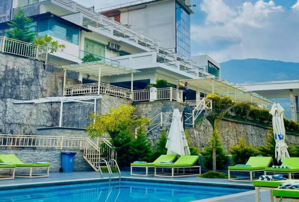 नेपाल बैंकले फेरि निकाल्यो भोटेकोसी हेली रिसोर्टको लिलामी सूचना, ३५ रोपनी जग्गासहित सम्पत्ति बिक्रीमा
