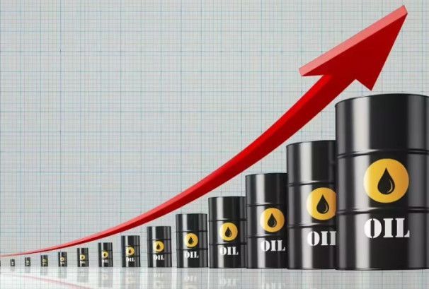अमेरिका–इरान युद्ध चर्किँदै जाँदा कच्चा तेलको मूल्य बढेको बढ्यै !