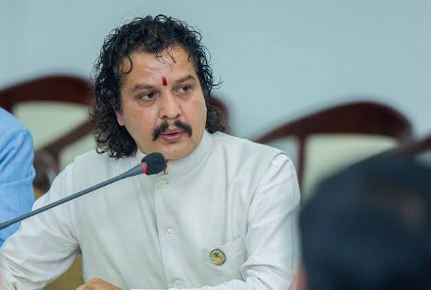 १ प्रतिशत अतिरिक्त कर होइन, अफ-मार्केट कारोबारको शुल्क मात्रै हो : हरि ढकाल