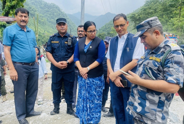 सिमालतालमा दुर्घटना भएका बसको खोजीका लागि भरतपुरको तटिय क्षेत्रका वडामा निग्रानी बढाउन महानगरको आग्रह