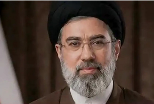 दुई दिनअघि मात्र इरानको सर्वोच्च नेता चुनिएका मोज्तबा खामेनेईमाथि पनि आक्रमण, गम्भीर घाइते भएको खुलासा