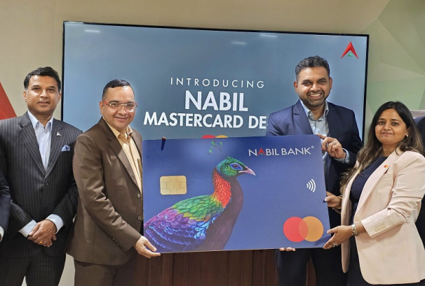 नबिल बैंकद्वारा नयाँ डेविट कार्ड जारी, ग्राहकले प्रिमियम सुविधा पाउने