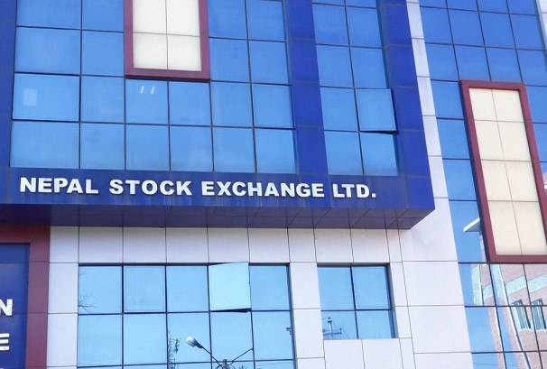 नेप्सेका अध्यक्ष र सीईओलाई कर्मचारीले कोठामा थुने, बाहिर नाराबाजी र प्रदर्शन