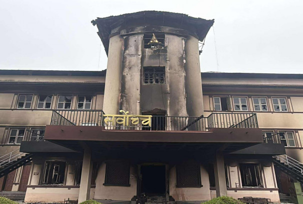 प्रतिनिधि सभा विघटनविरुद्ध सर्वोच्च अदालतमा रिट दायर