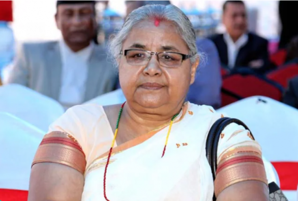 पहिलो महिला प्रधानमन्त्रीको सपथ स्थगित, संसद् विघटनको मुद्दाले वार्ता अड्कियो