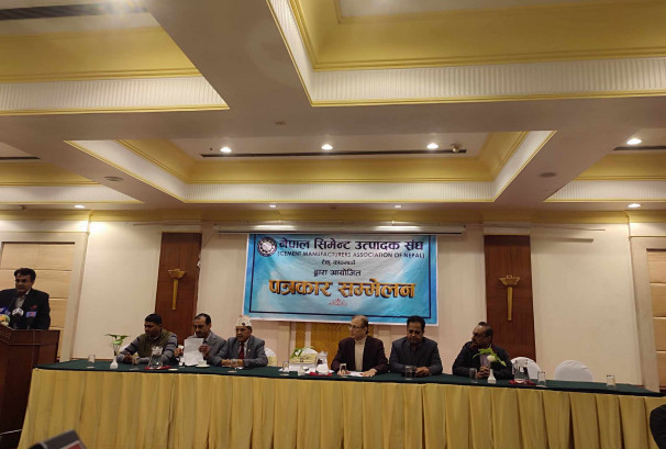 खर्च धान्न मूल्य समायोजन गर्दा कार्टेलिङ गरी मूल्य बढाइयो भनिएकोमा सिमेन्ट उत्पादकको आपत्ति