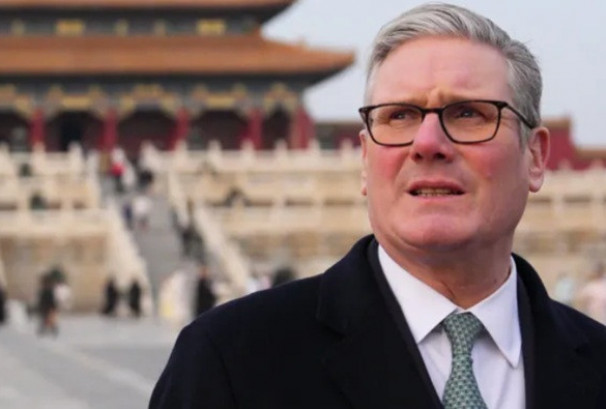 चीन भ्रमणमा बेलायती प्रधानमन्त्री स्टारमर, भिसा–मुक्त यात्रा र व्यापारमा सकारात्मक प्रगति