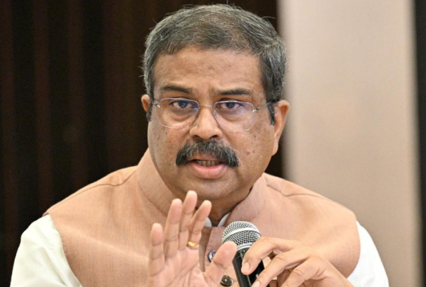 जेनजीको दबाबमा झुक्यो मोदी सरकार, शिक्षामन्त्रीको राजीनामापछि भारतमा असहमतिको बहस चर्कियो