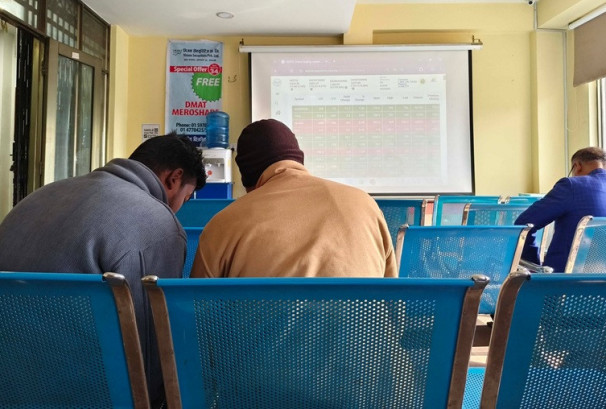 ग्राउण्ड जिरोका लगानीकर्तामा राजनीतिक बहस, चुनावपछि बजार बढ्नेमा आशावादी