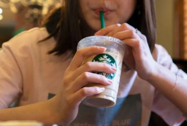 स्टारबक्सले ४ अर्ब डलरमा चीनको व्यापार बिक्री गर्ने