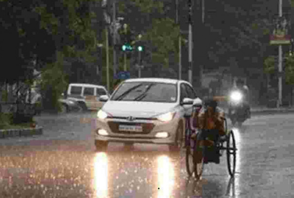 पहाडी क्षेत्रमा बदली, केही स्थानमा वर्षा र हिमपातको सम्भावना