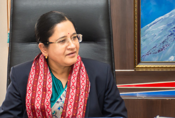 महाप्रसादले गर्न नमानेको काम निलमले गरिन्, निर्माण व्यवसायीलाई राहात कि गभर्नरको दौडमा सहानुभूति पाउने खेल ?