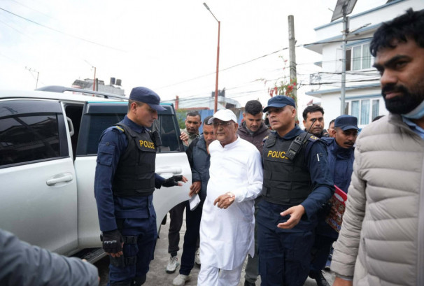 अस्पतालबाट अदालतमा ‘भर्चुअल’ उपस्थित हुँदै ओली, सर्वोच्चमा बन्दीप्रत्यक्षीकरण निवेदन