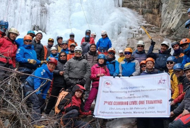 पर्यटन बोर्डद्वारा मनाङमा सातौँ आइस क्लाइम्बिङ तालिम सुरु