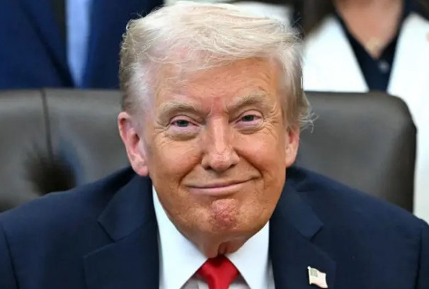 ट्रम्पले भने, ‘सम्झौता नभए चीनले १५५% ट्यारिफ तिर्नुपर्छ’