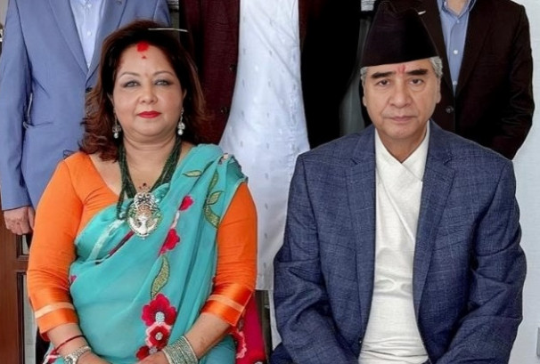 उपचारका लागि सिंगापुर जादैँ देउवा दम्पती, कार्यवाहक सभापतिको जिम्मेवारी खड्कालाई