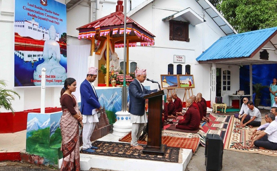 म्यान्मारस्थित नेपाली राजदूतावासको प्राङ्गणमा बुद्ध जयन्तीको अवसरमा गौतम बुद्धको मूर्तीको प्राण प्रतिष्ठा