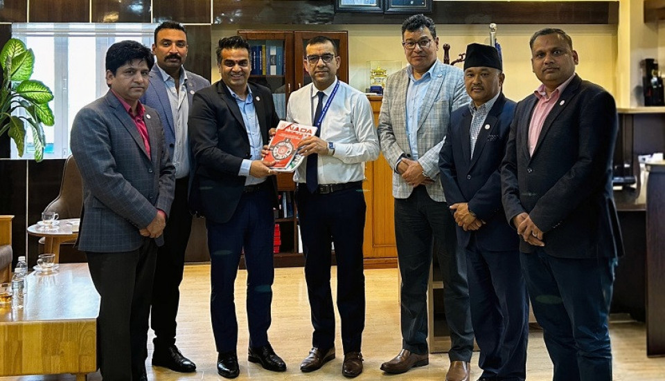 नाडा प्रतिनिधिमण्डल र अर्थ मन्त्रालयका राजस्व सचिव भूपाल बरालबीच भेटवार्ता