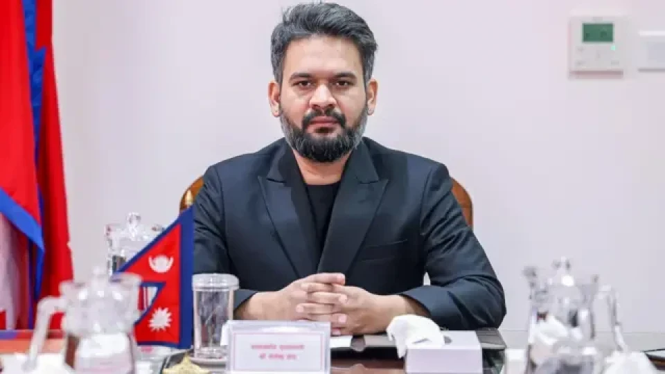 प्रधानमन्त्रीसँगको छलफलपछि पोसाक उद्योगी उत्साहित, उत्पादन र निर्यातमा जोड