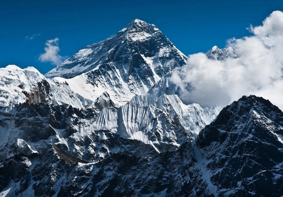 सगरमाथा आरोहण गर्नुअघि ७ हजार मिटरभन्दा अग्ला हिमाल आरोहण गर्नुपर्ने