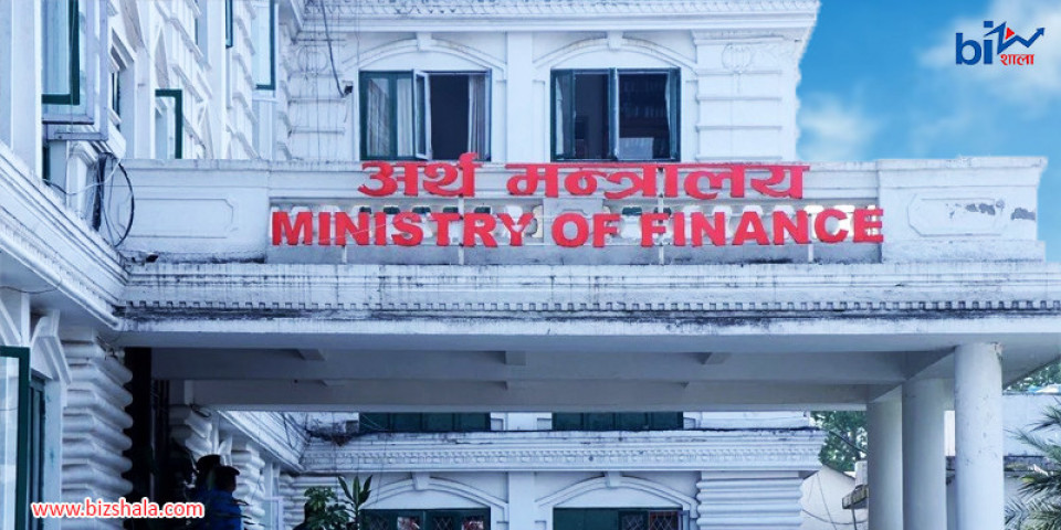 सेबोन अध्यक्षलाई कार्यालय प्रवेशमा रोक लगाएपछि अर्थ मन्त्रालयमा बस्दै बोर्ड बैठक