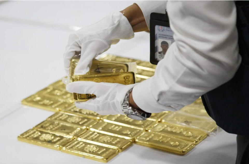 सुनको मूल्य फेरि ५२०० डलरमाथि, चाँदीमा अझ ठूलो उछाल