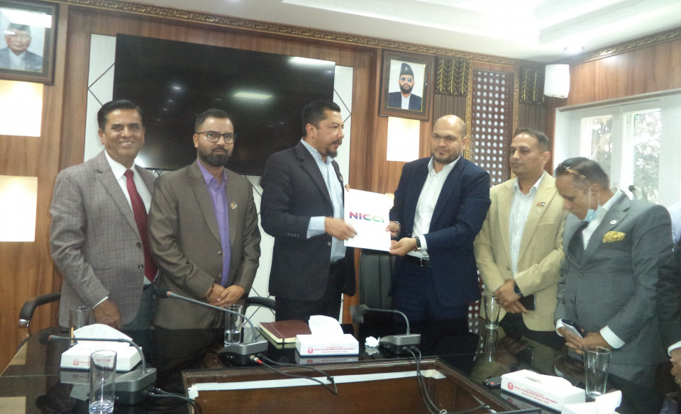 नेपाल–भारत उद्योग वाणिज्य संघसँग उर्जामन्त्रीको छलफल