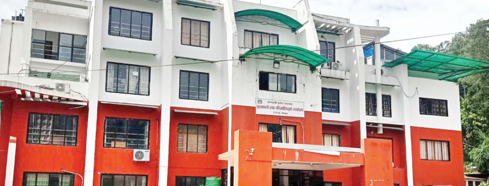 मन्त्रालय घट्यो, मन्त्री घटेनन् : बागमतीमा एउटै मन्त्रालयमा तीन–तीन जना मन्त्री