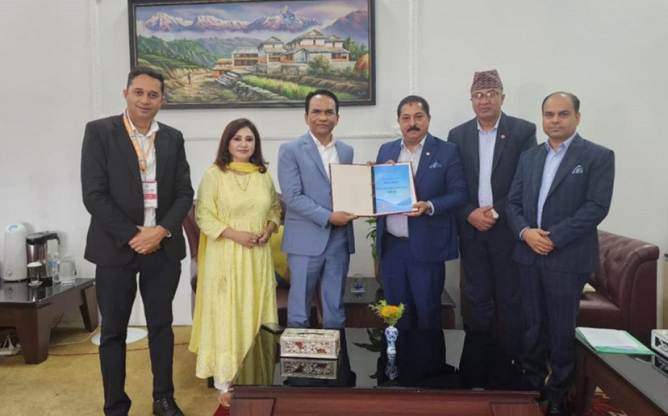 मौद्रिक नीतिमार्फत अर्थतन्त्रलाई गति दिई निजी क्षेत्रको मनोबल बढाउन राष्ट्र बैंकलाई एफएनसीसीआईको सुझाव