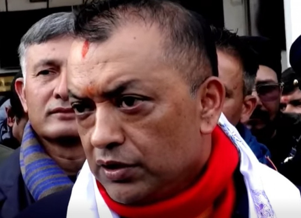 गगन थापाद्वारा नयाँ कार्यसमितिको विवरण निर्वाचन आयोगमा पेश