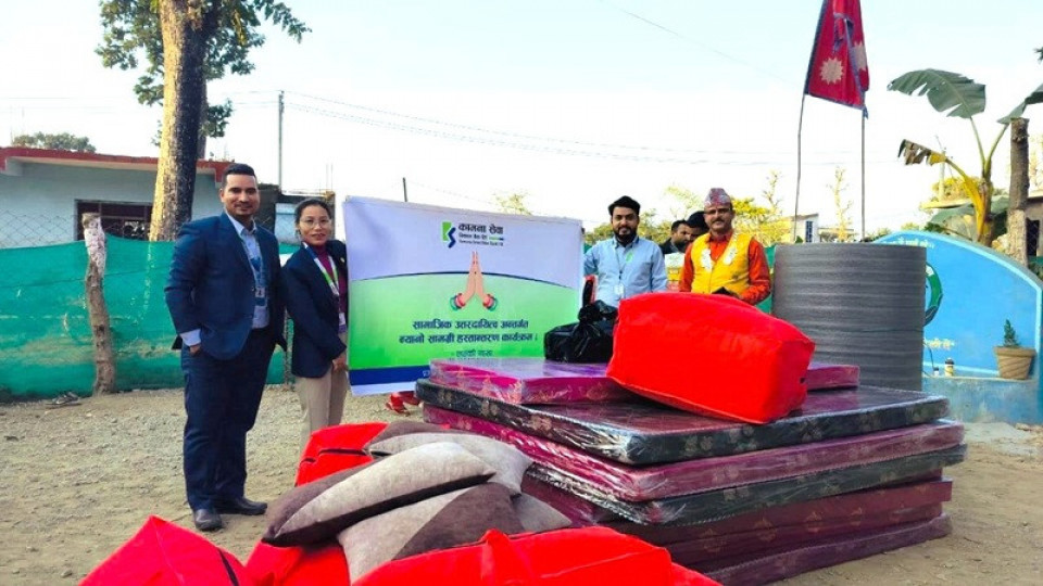 कामना सेवा विकास बैंकद्वारा लम्की मानव सेवा आश्रमलाई न्यानो सामग्री वितरण