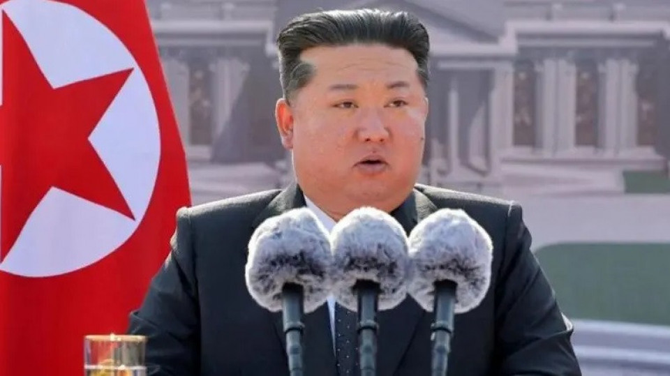 ट्रम्प दक्षिण कोरिया पुग्नुअघि उत्तर कोरियाले गर्यो मिसाइल परीक्षण