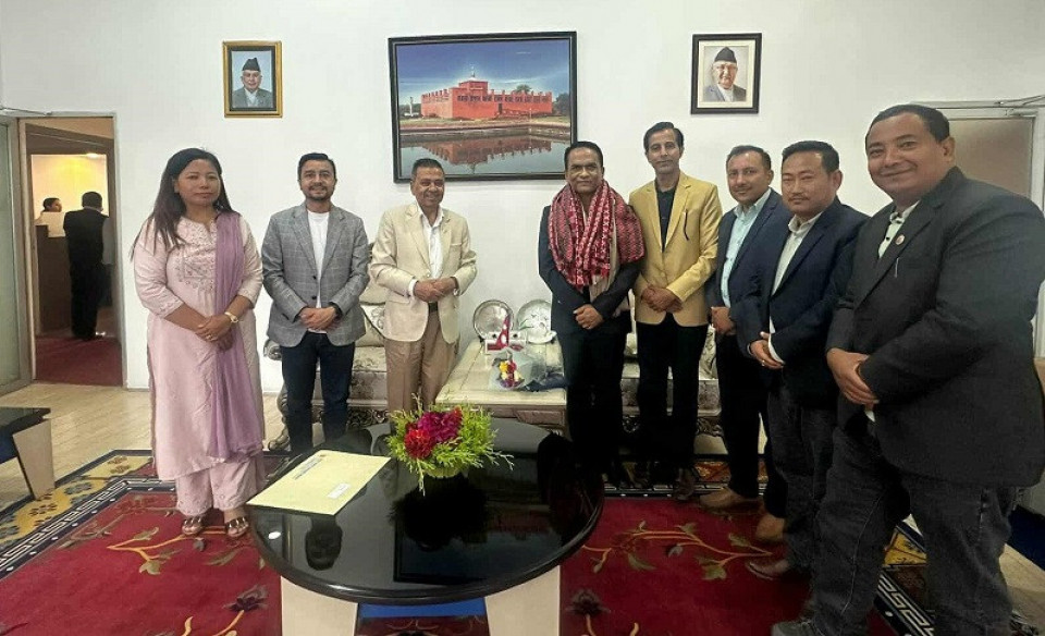 १५ करोडको सीमा हटाउन र लघुवित्तको लाभांश वितरणमा रहेको व्यवस्था परिवर्तन गर्न माग
