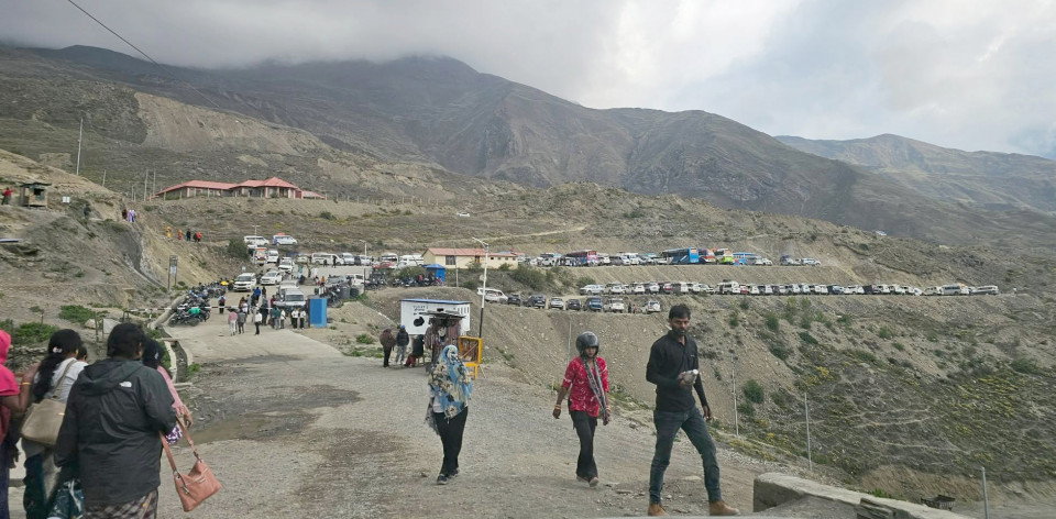 पोखरामा भारतीय पर्यटकको लहर, होटलदेखि मुक्तिनाथसम्म चहलपहल