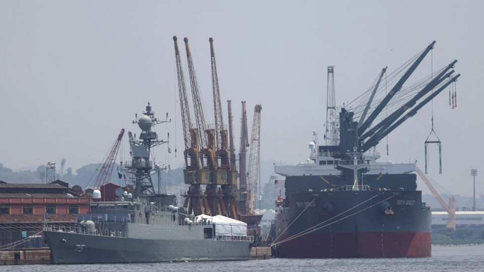 श्रीलंकाको तट नजिकै इरानी नौसेनाको जहाज डुब्दा कम्तीमा ८० जनाको मृत्यु