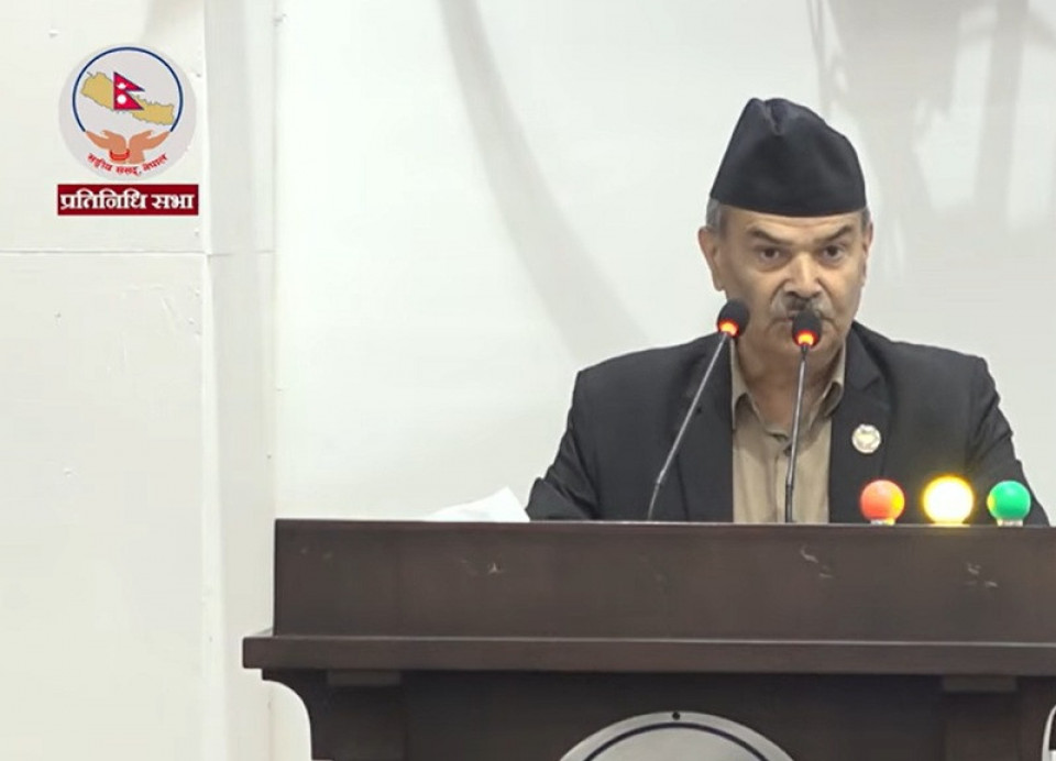 ‘सेयरबजार अलमलिएको छ, उद्योगी व्यवसायी आतंकित छन्’ एमाले सांसद कँडेल