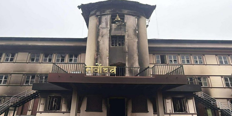 डा. शर्मा प्रधानन्यायाधीश नियुक्त भएपछि प्रधानन्यायाधीश नियुक्तिसम्बन्धी रिट दरपीठविरुद्धको निवेदन सर्वोच्चमा दर्ता